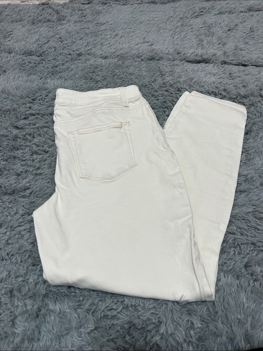 Maurices White Skinny Jeans — Clean Stretch Fit 29” inseam